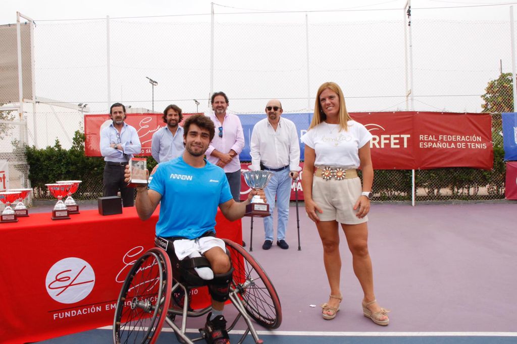 Image for Daniel Caverzaschi y Macarena Cabrillana, triunfan en el IX ITF Wheelchair Fundación Emilio Sánchez Vicario en La Ciudad de la Raqueta.