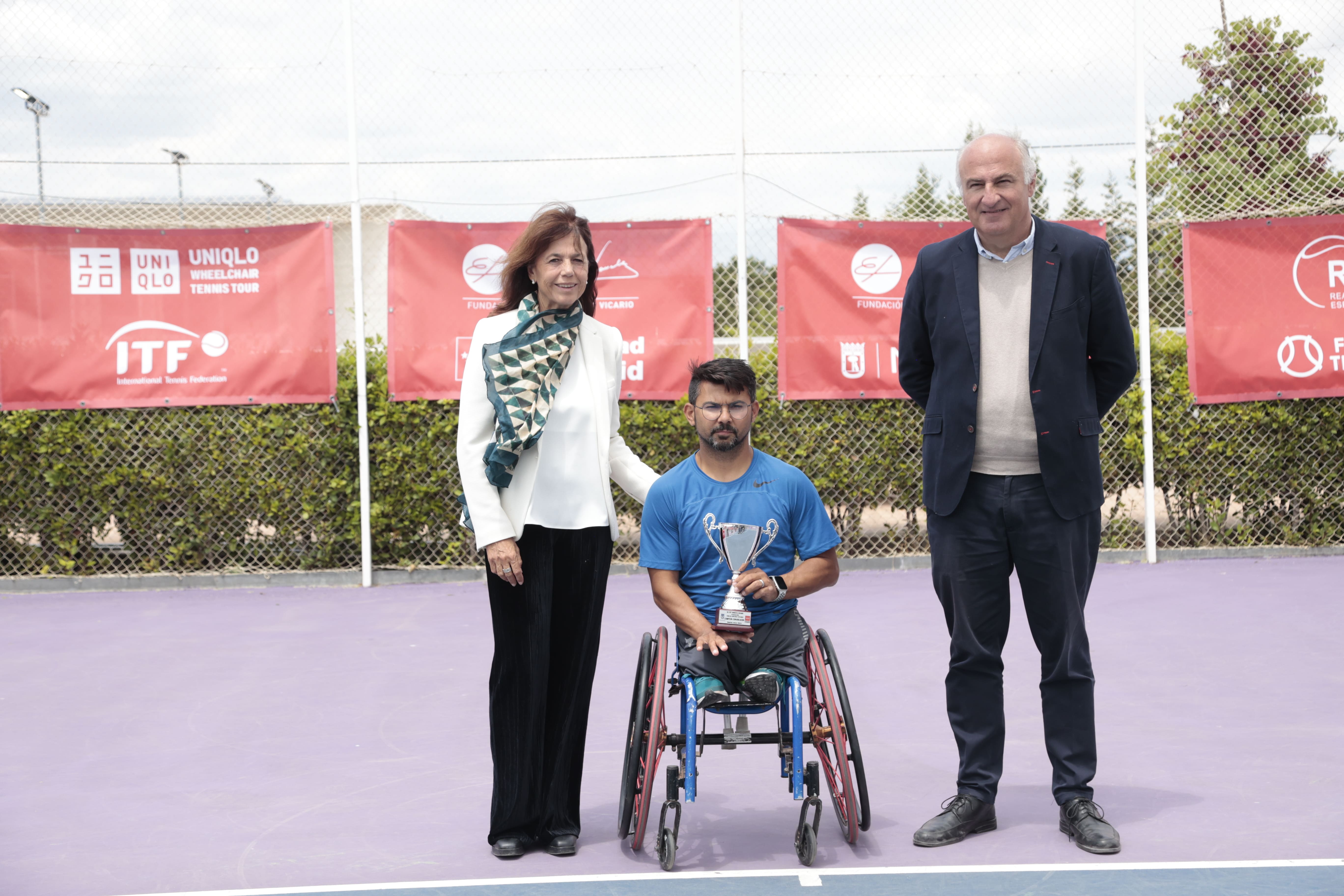 Image for iITF Wheelchair FESV. El francés Stephane Houdet y la sudafricana Kgothatso Montjane triunfan