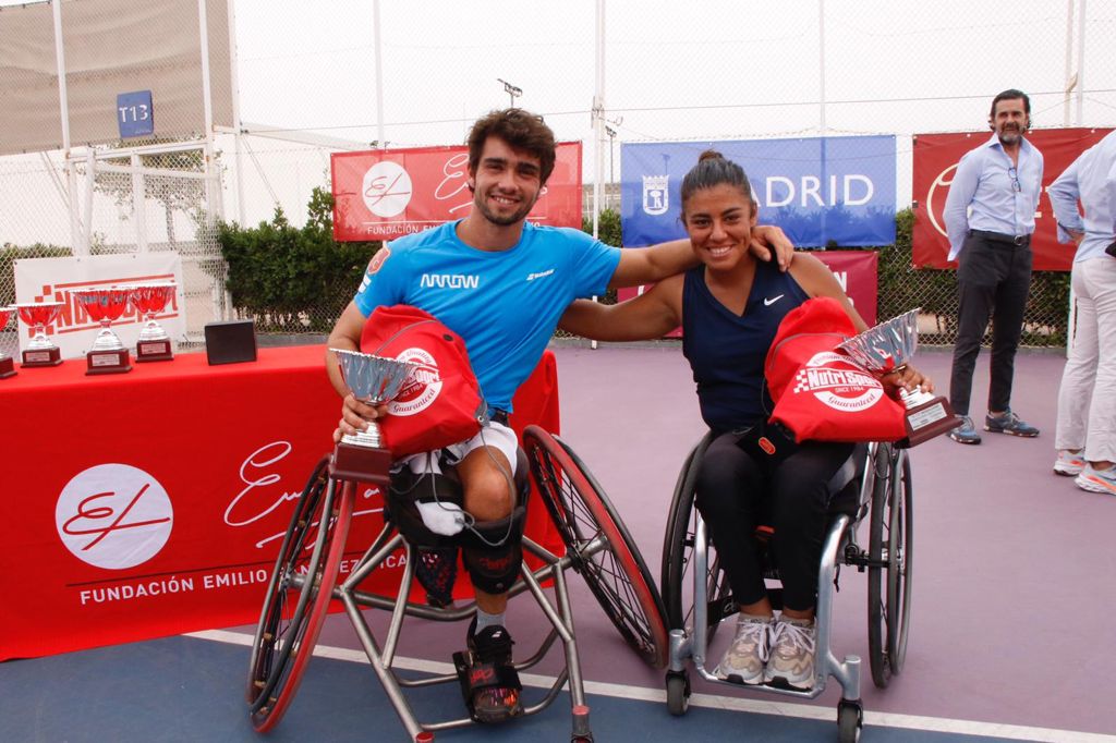 Image for Daniel Caverzaschi y Macarena Cabrillana, triunfan en el IX ITF Wheelchair Fundación Emilio Sánchez Vicario en La Ciudad de la Raqueta.