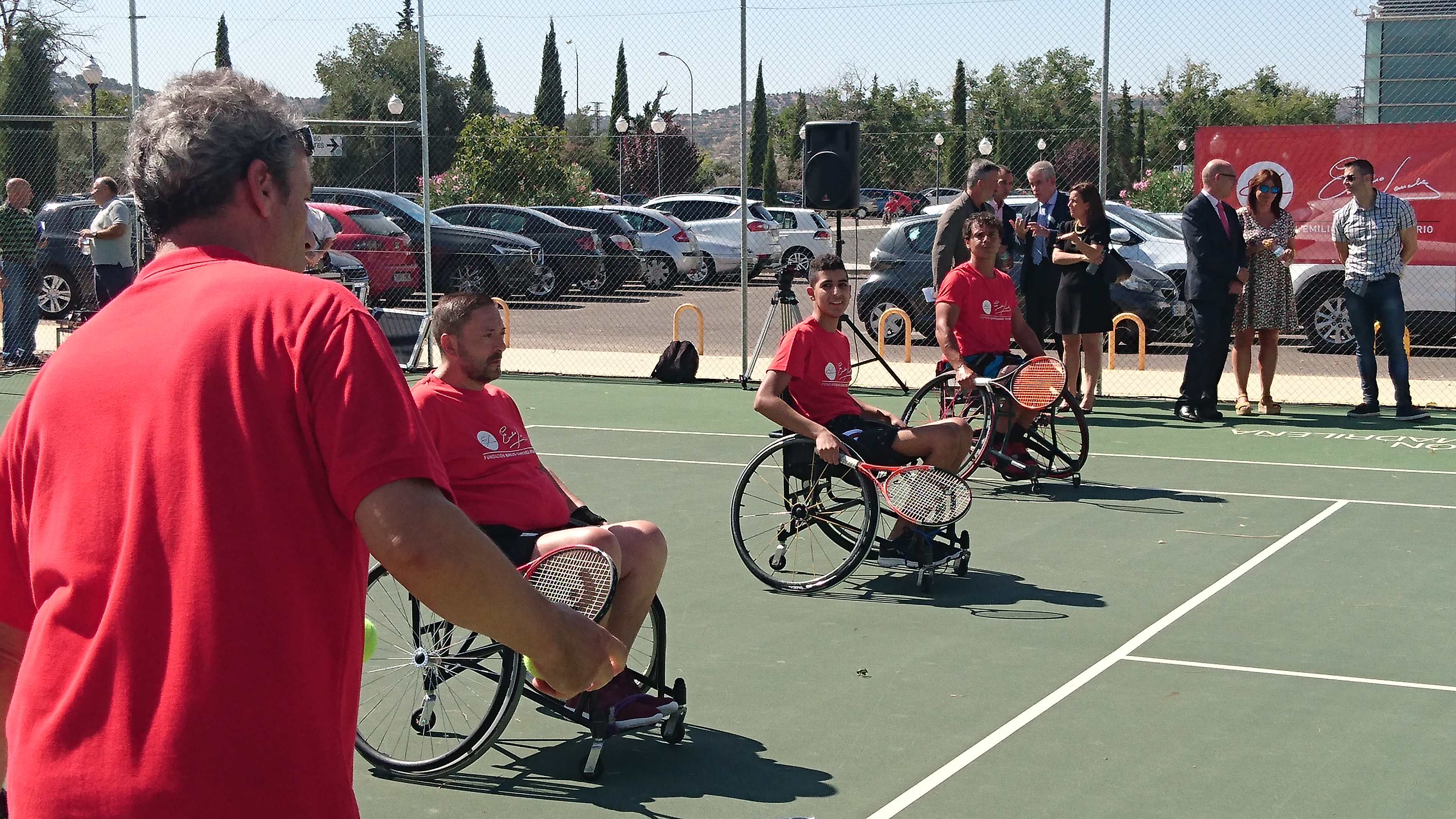 Image for El tenis en silla de ruedas, ejemplo de superación en Hospital Parapléjicos de Toledo con Escuela FESV