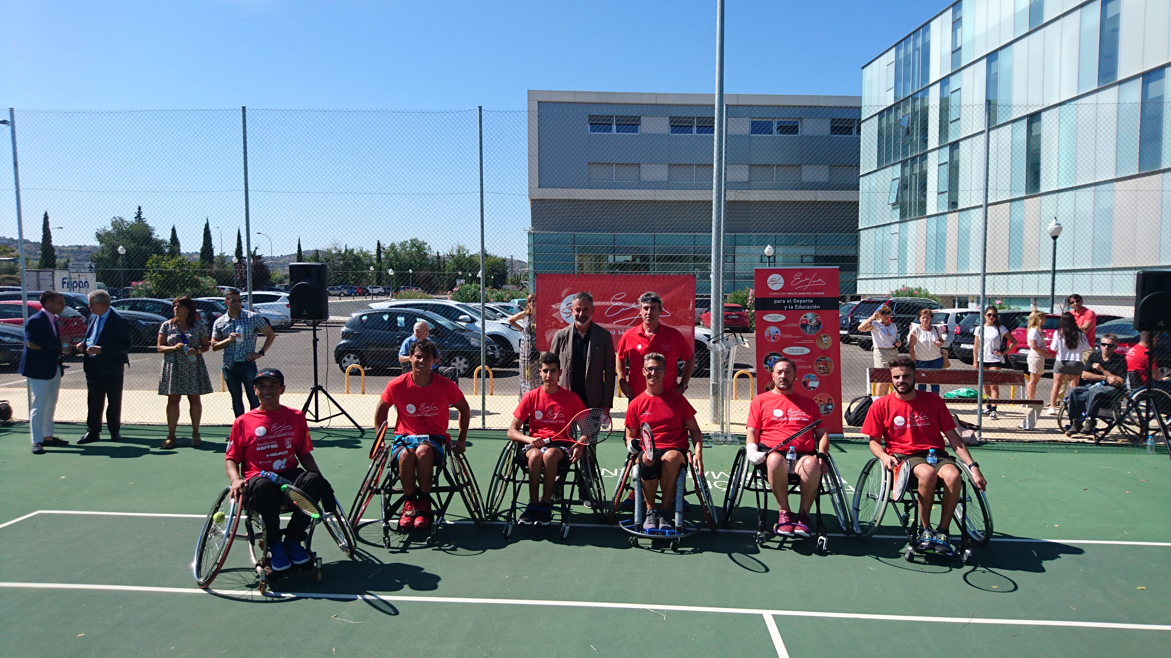 Image for El tenis en silla de ruedas, ejemplo de superación en Hospital Parapléjicos de Toledo con Escuela FESV
